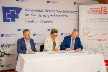 Przekazanie darowizny od fundacji "Stalprofil"